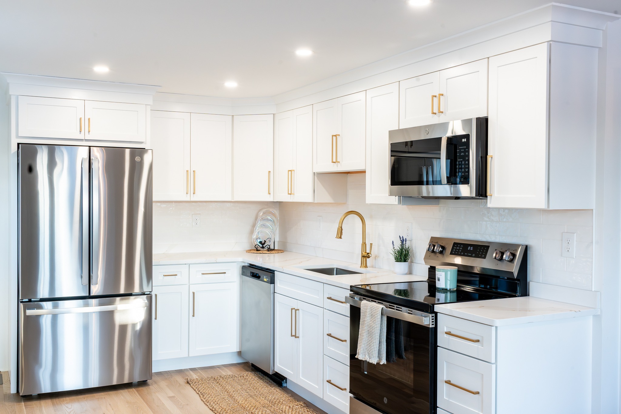 Pro Kitchens & Trim - 14